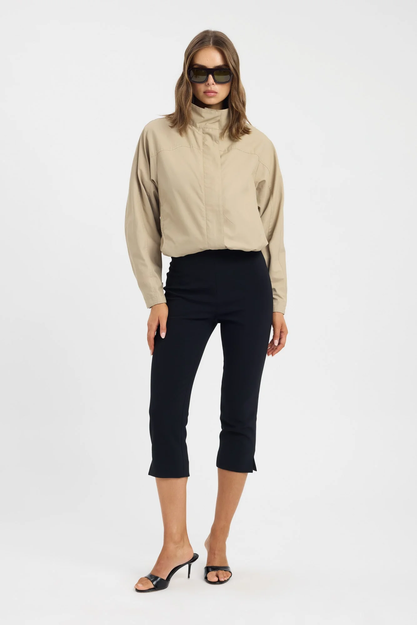 Alto Capri Pant - Image 5