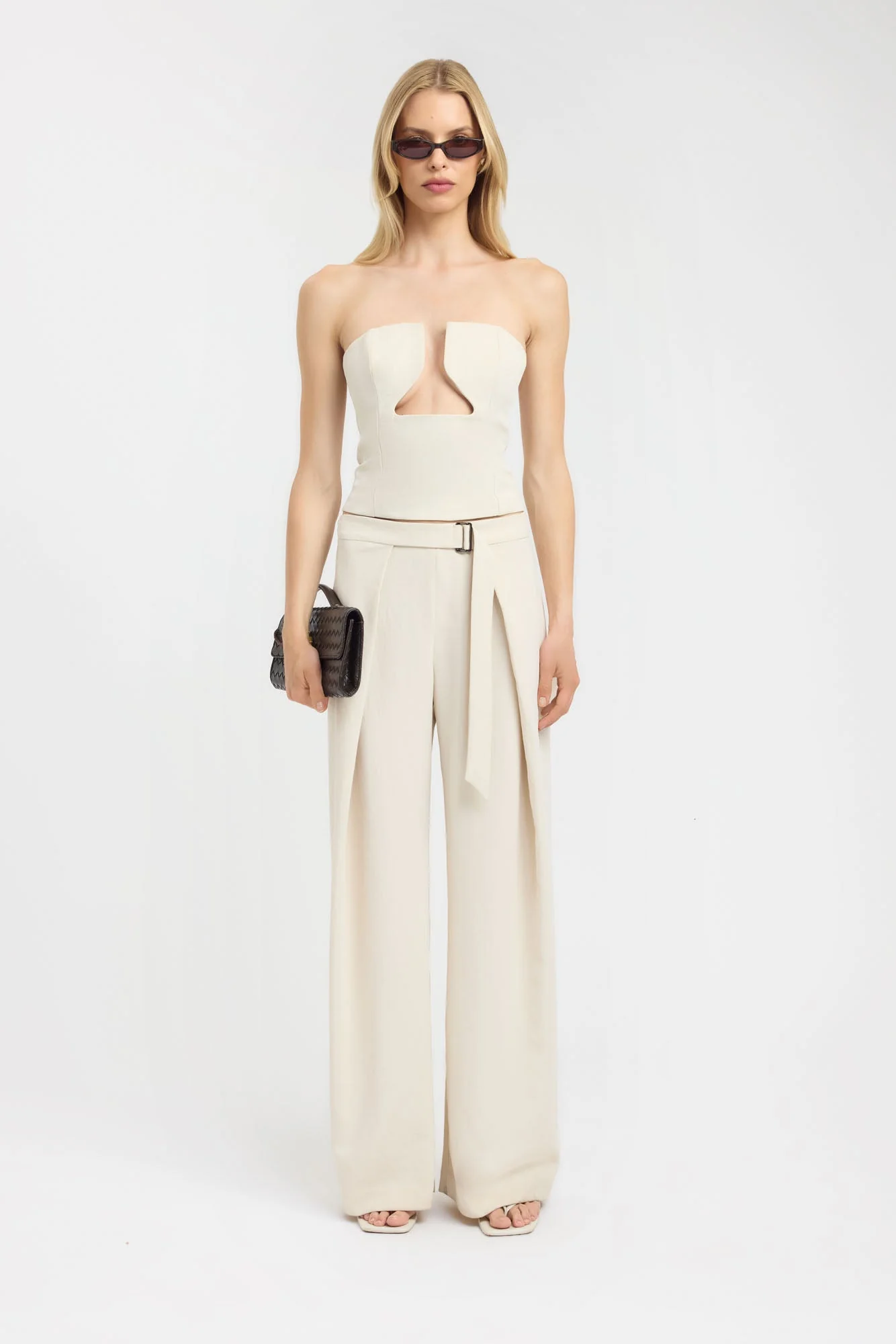 Ariel Low Cut Top - Image 5